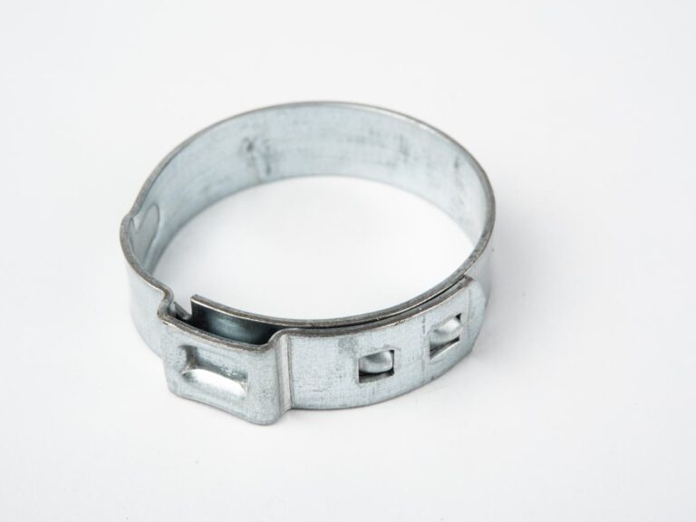 SELF TIGHTENING BELT ONE EAR CRIMP CLAMP mod. FG